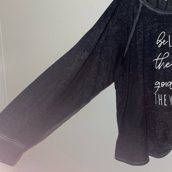 Est 1946 super soft gray long line blouse, size 26/28 - Picture 7 of 14